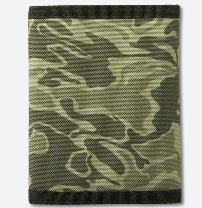 ETNIES STACKS WALLET