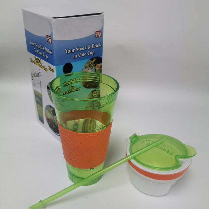 2 In 1 Plastic Travel Snack and Drink Cup - Random Colour 🇬🇧