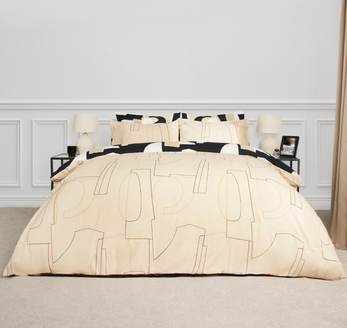 Abstract Geo Duvet Set - Black/Natural 🇬🇧
