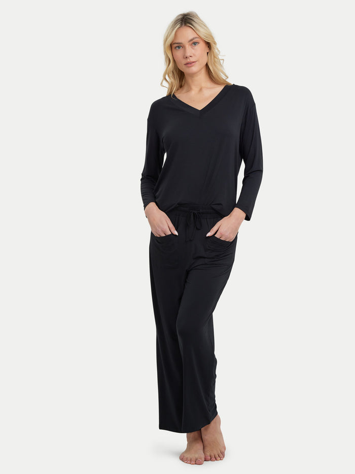 #color_black / Kristen is 5′11″ wearing a size S
