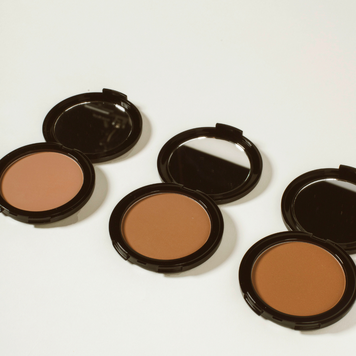 Clear Skin Compact Bronzer