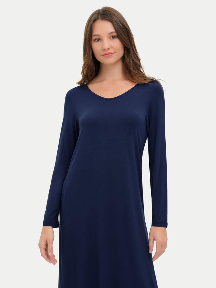 #color_navy / Crystiana is 5′11″ wearing a size S