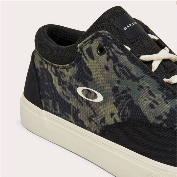 Oakley Banks Low Canvas Trainers