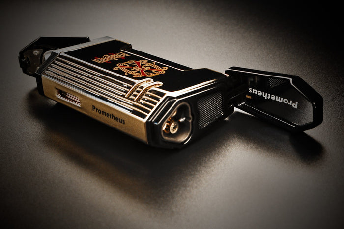 Opus X Rare Black Magma X Lighter