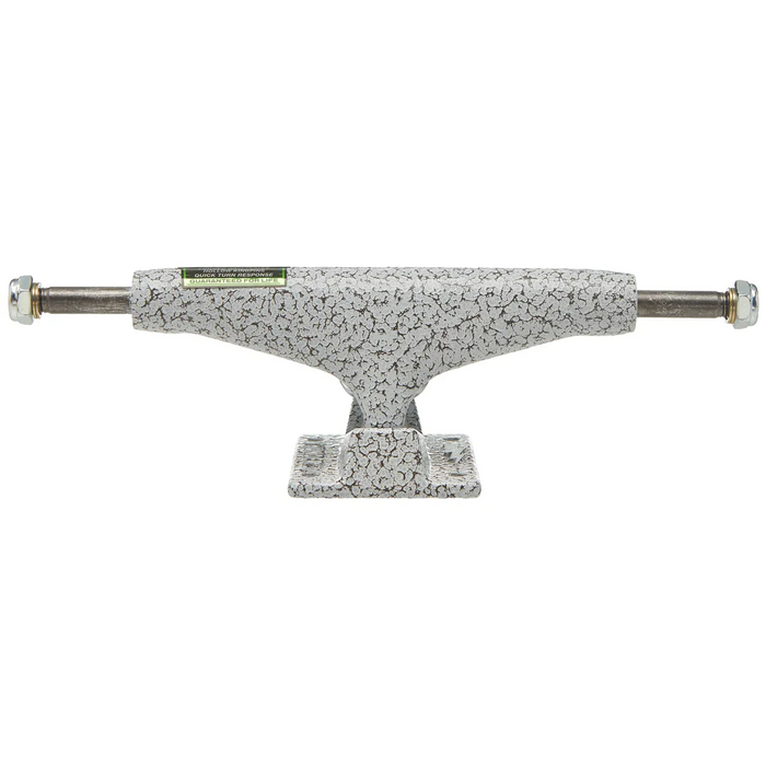 Thunder Pearl Light Trucks